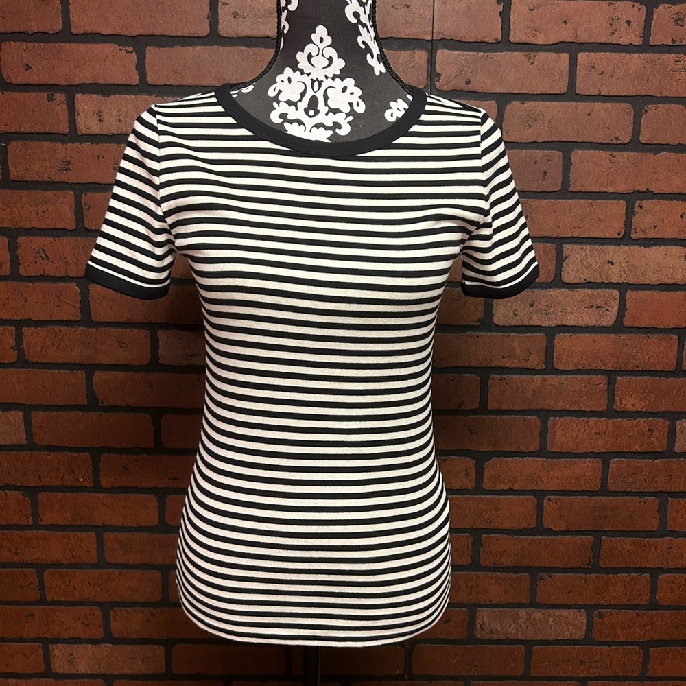 Photo unedited. Excellent condition